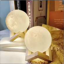 Cargar imagen en el visor de la galería, Creative Hand Painted Moon Lamp LED Night Light DIY Graffiti Planet Lamp