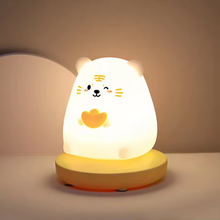 Charger l&#39;image dans la galerie, New Creative LED Silicone Night Light Children&#39;s Sleeping Night Light
